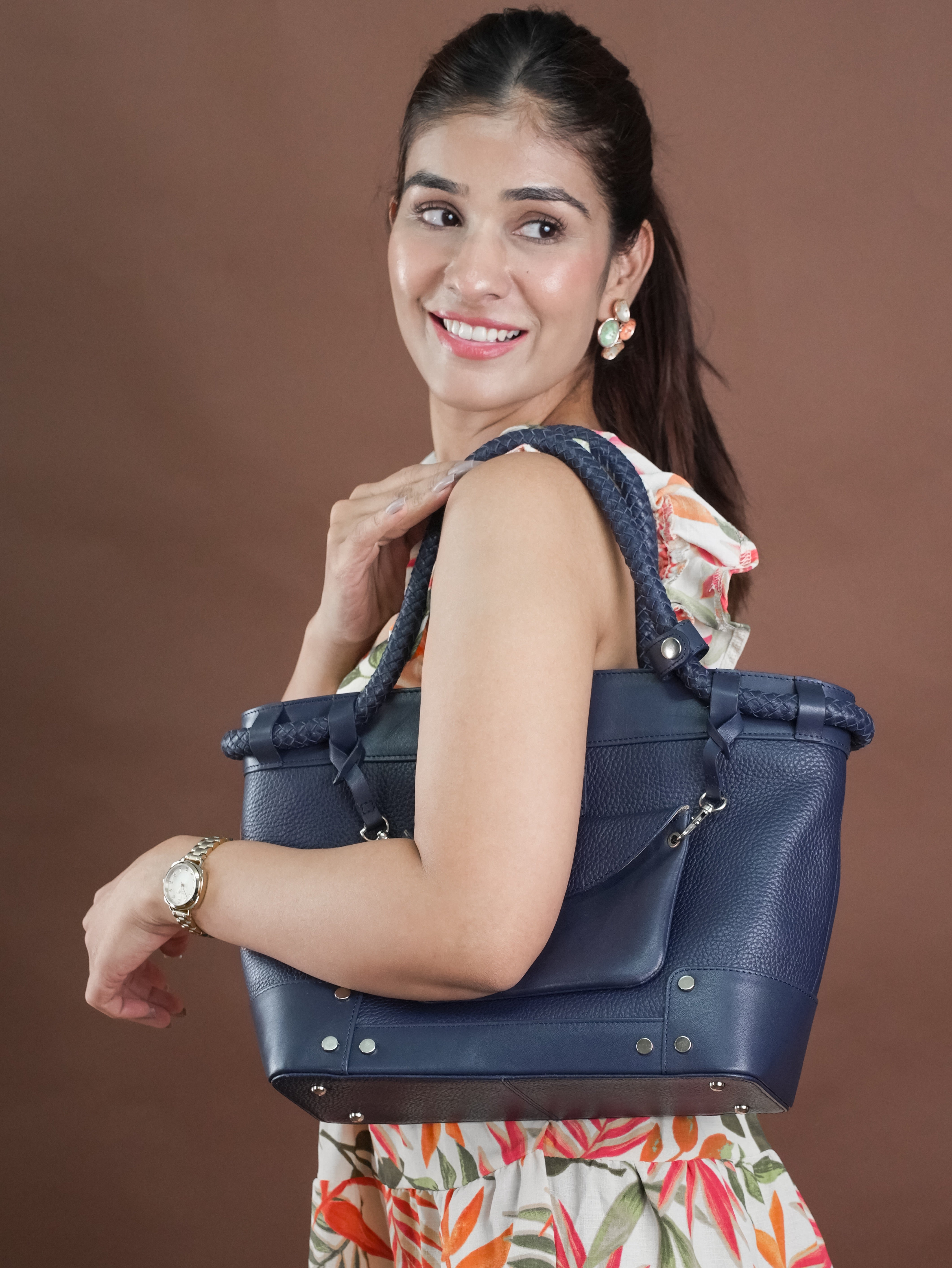 Lyla Handbag - Blue
