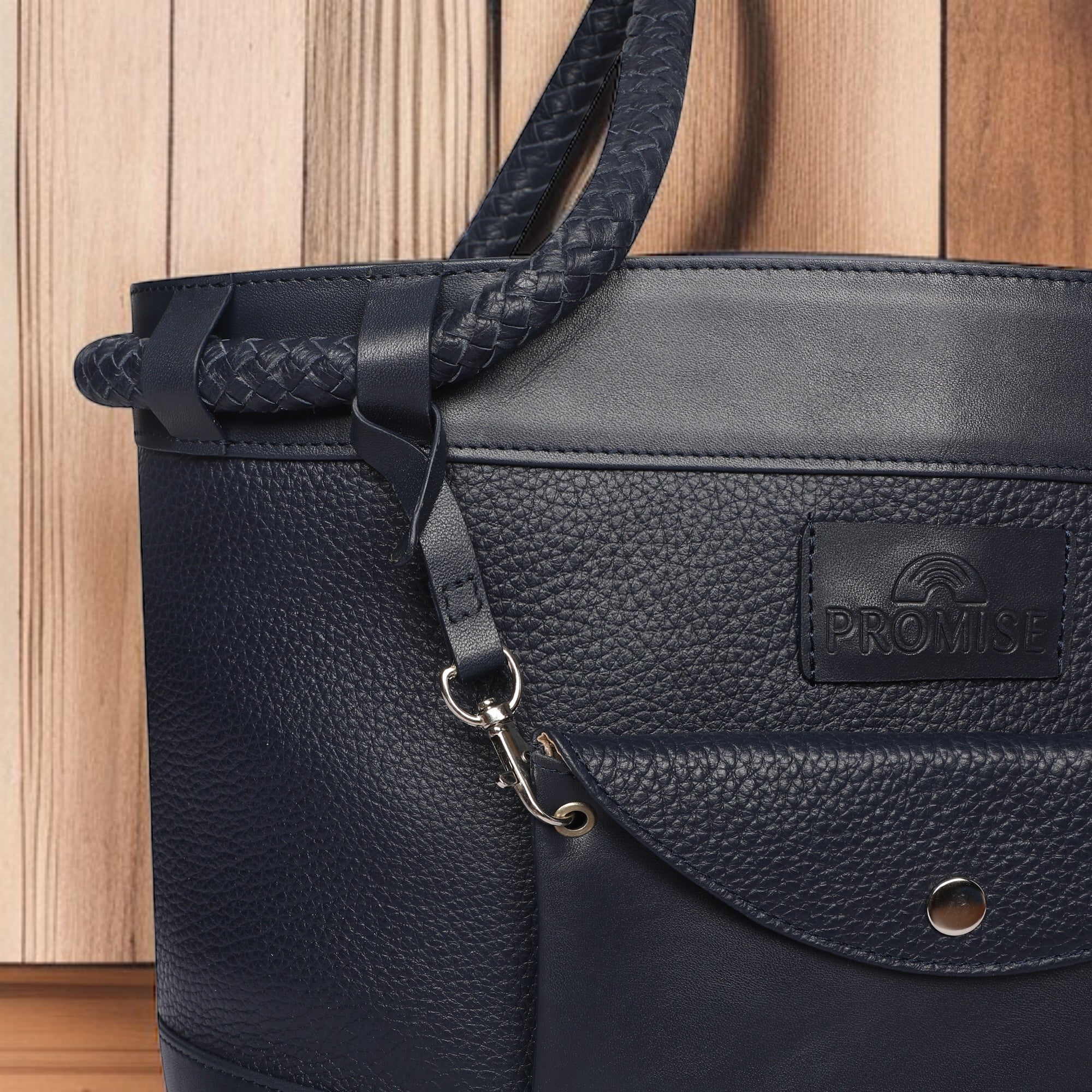 Lyla Handbag - Blue