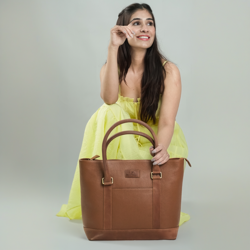 Lyn Tote Bag - Brown