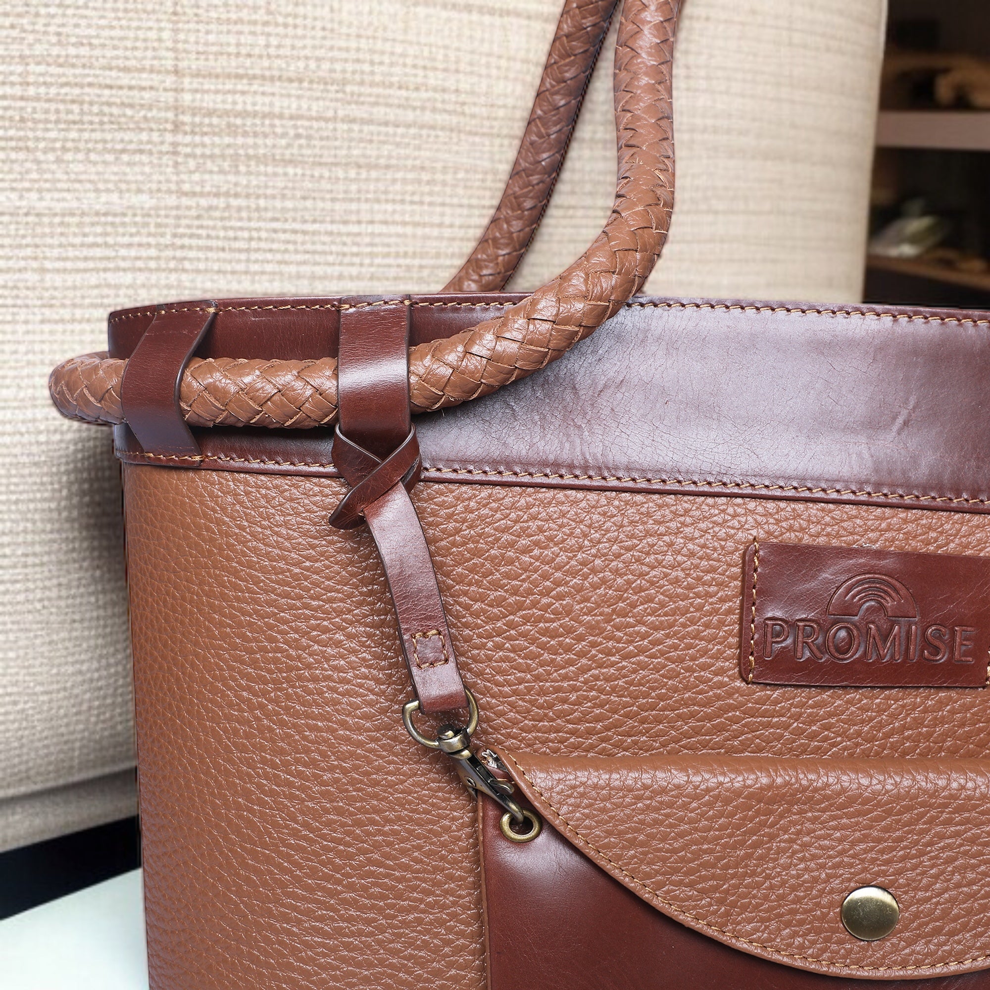 Lyla Handbag - Tan & Brown