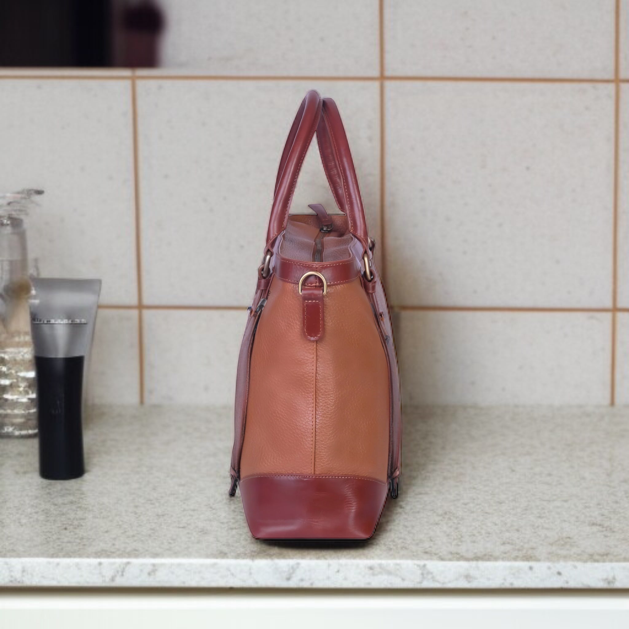 Lynda Handbag - Tan & Brown