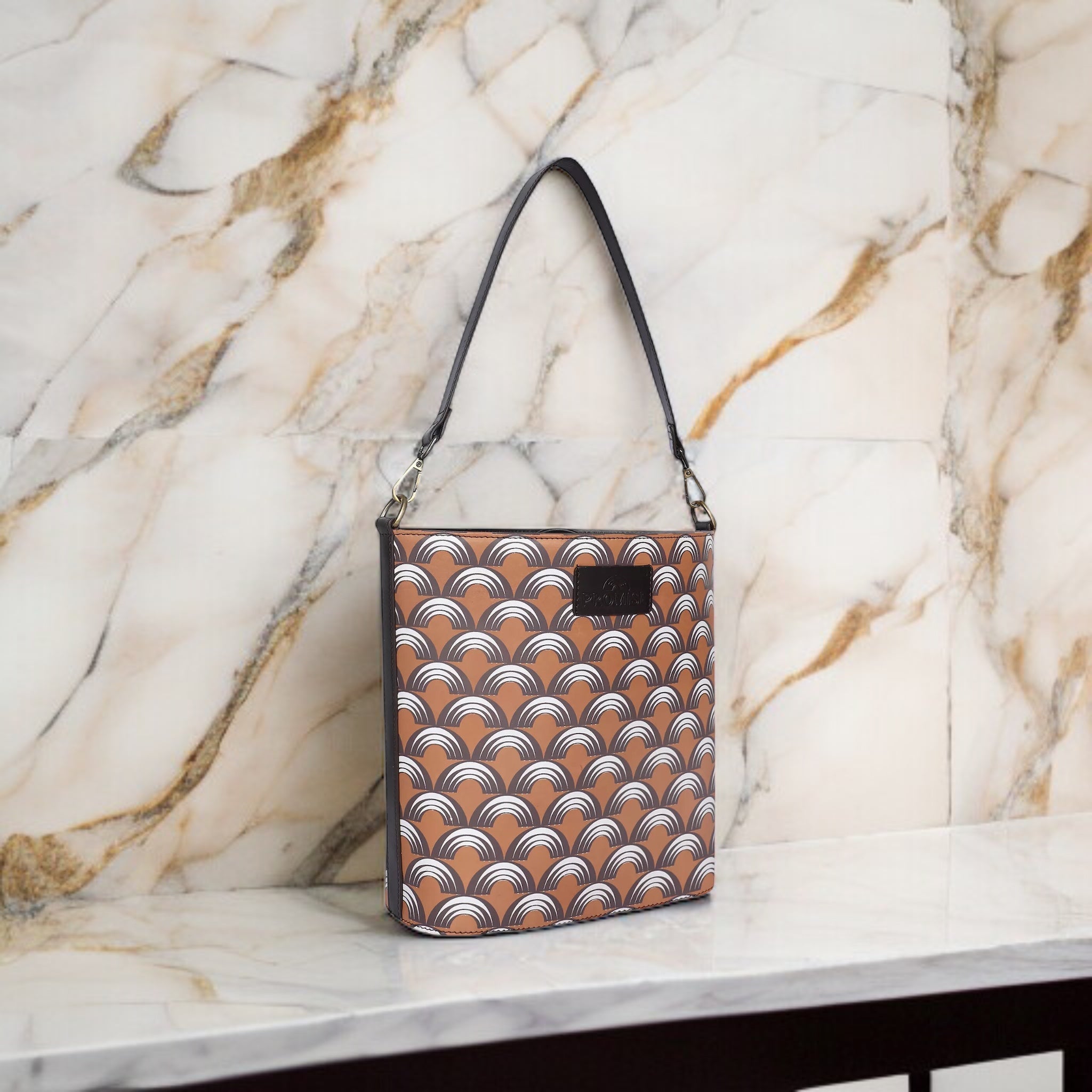 Carlie Bucket Printed Bag