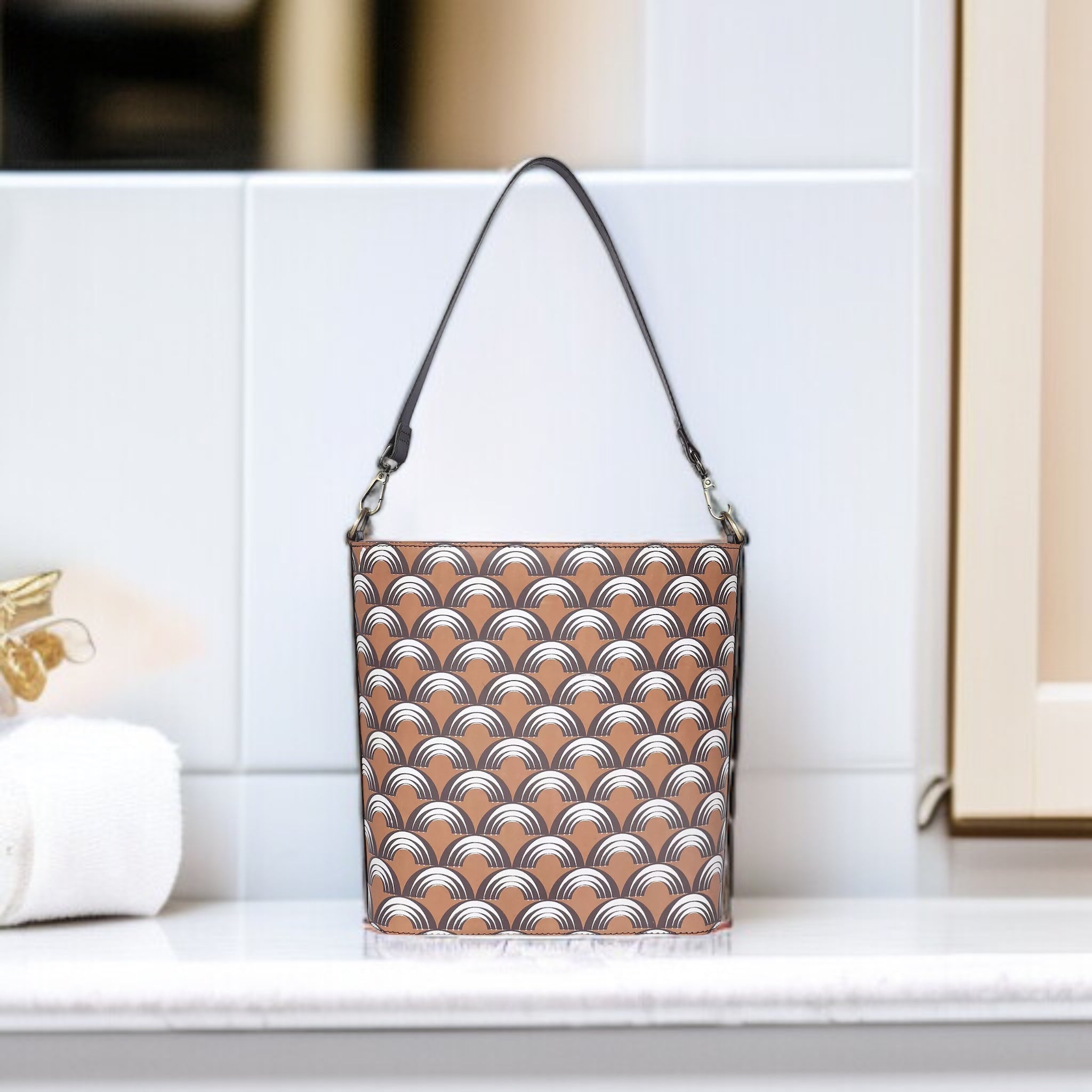 Carlie Bucket Printed Bag