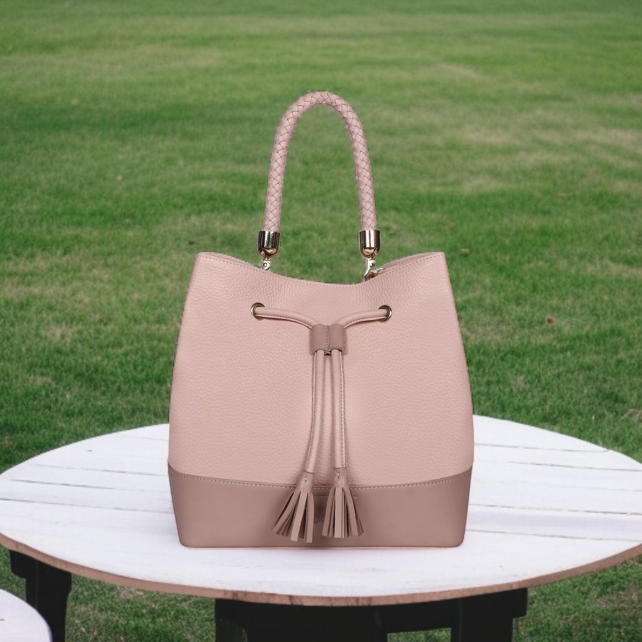 Carla Drawstring Bag - Light Pink