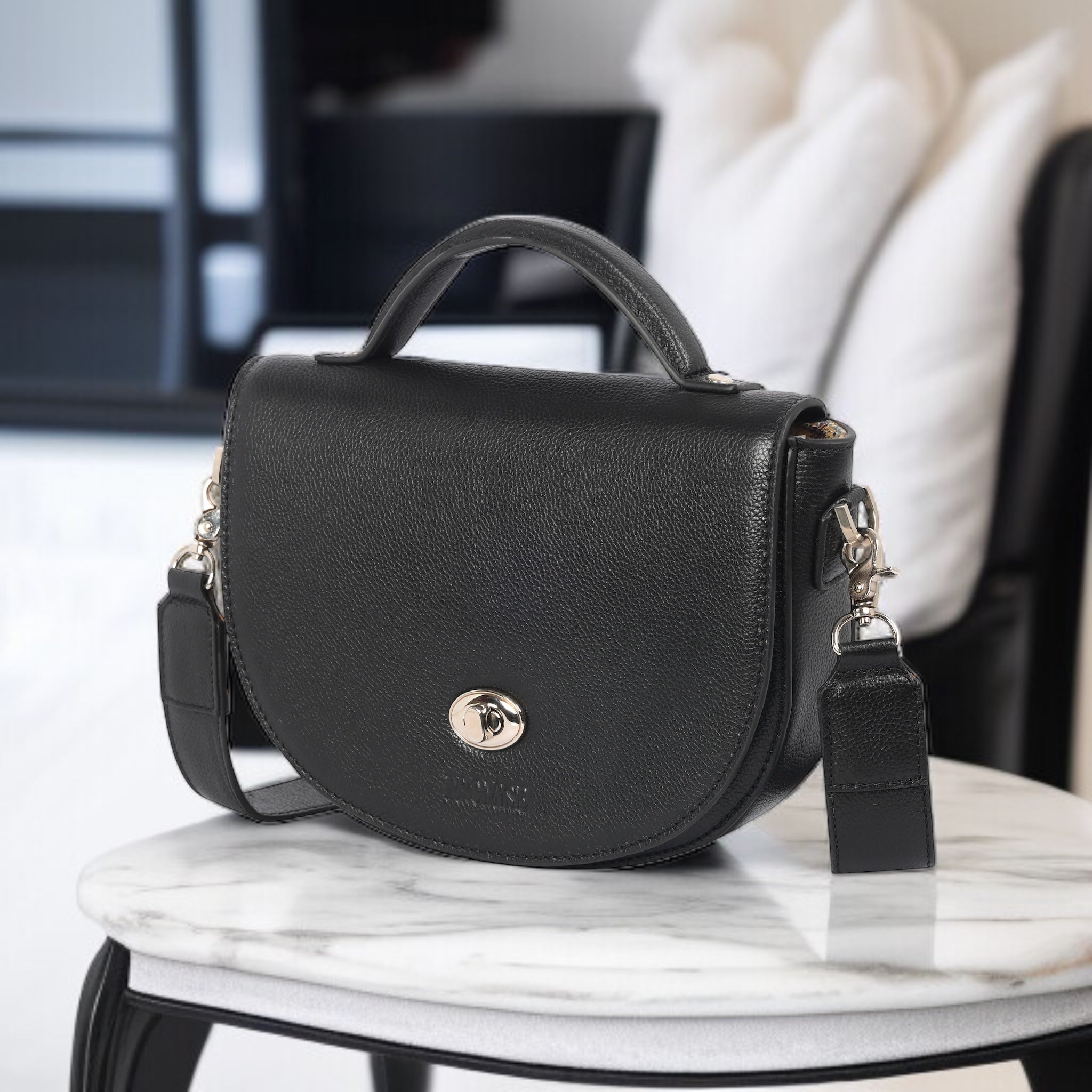 Julie Twisted Bag - Black